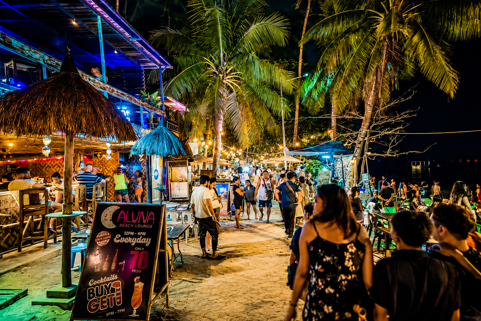 Alona Beach